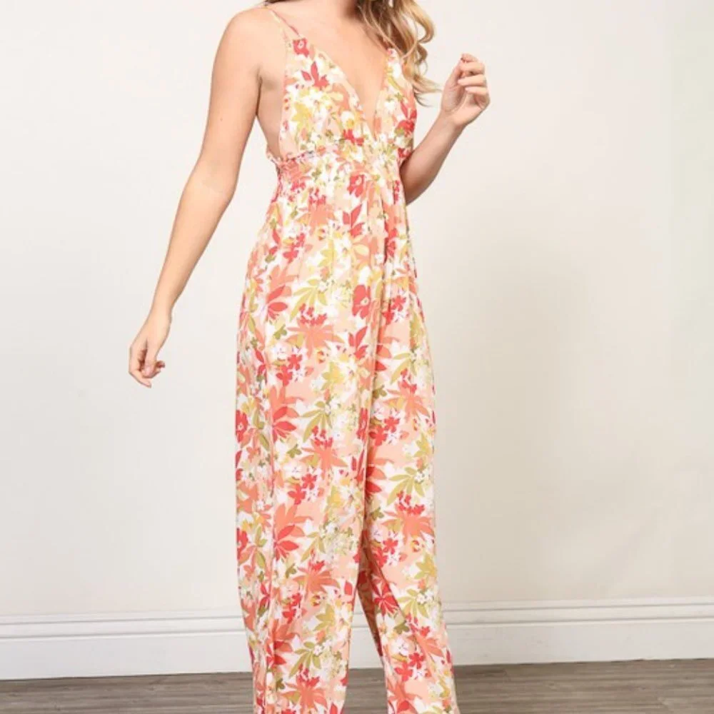 NWT ELLE HALTER TOP SPRING JUMPSUIT - Picture 1 of 10